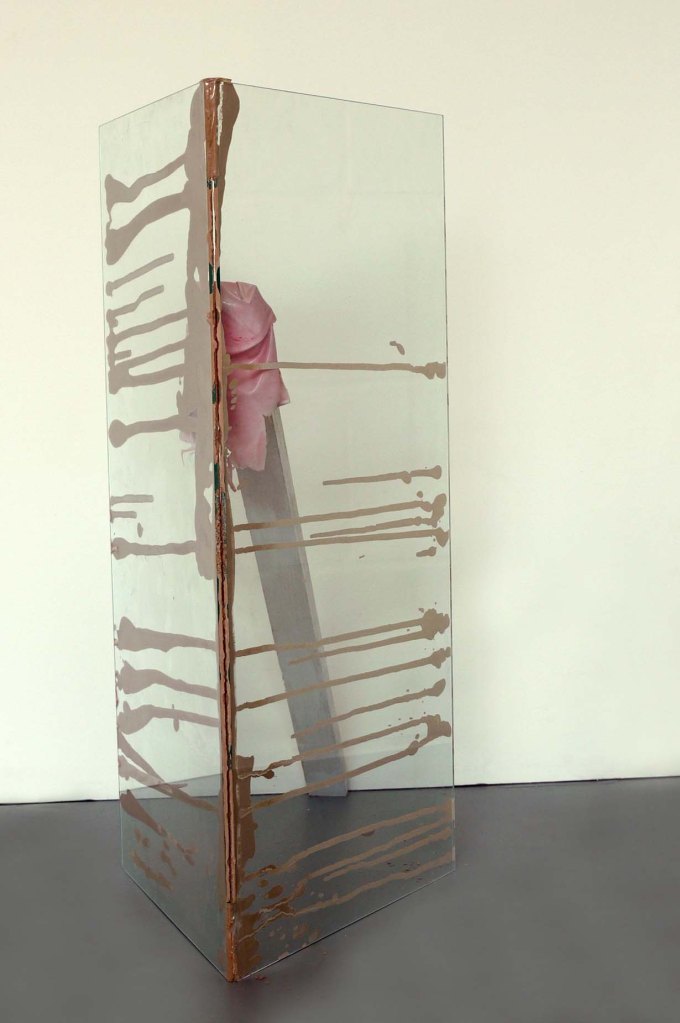 Sculpture 'Squeeze' by Wendy Hardie 2013